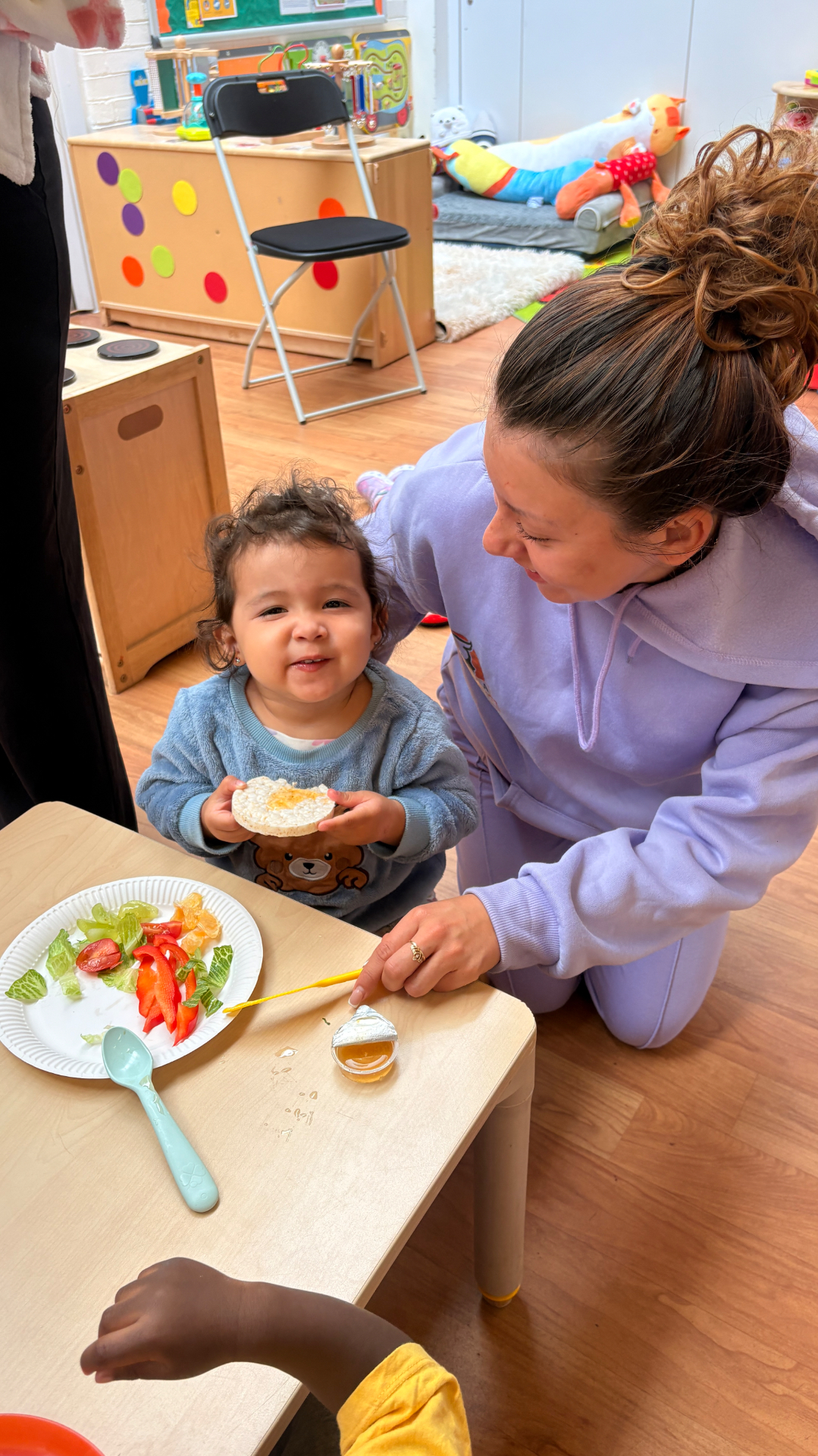 Montessori mealtime